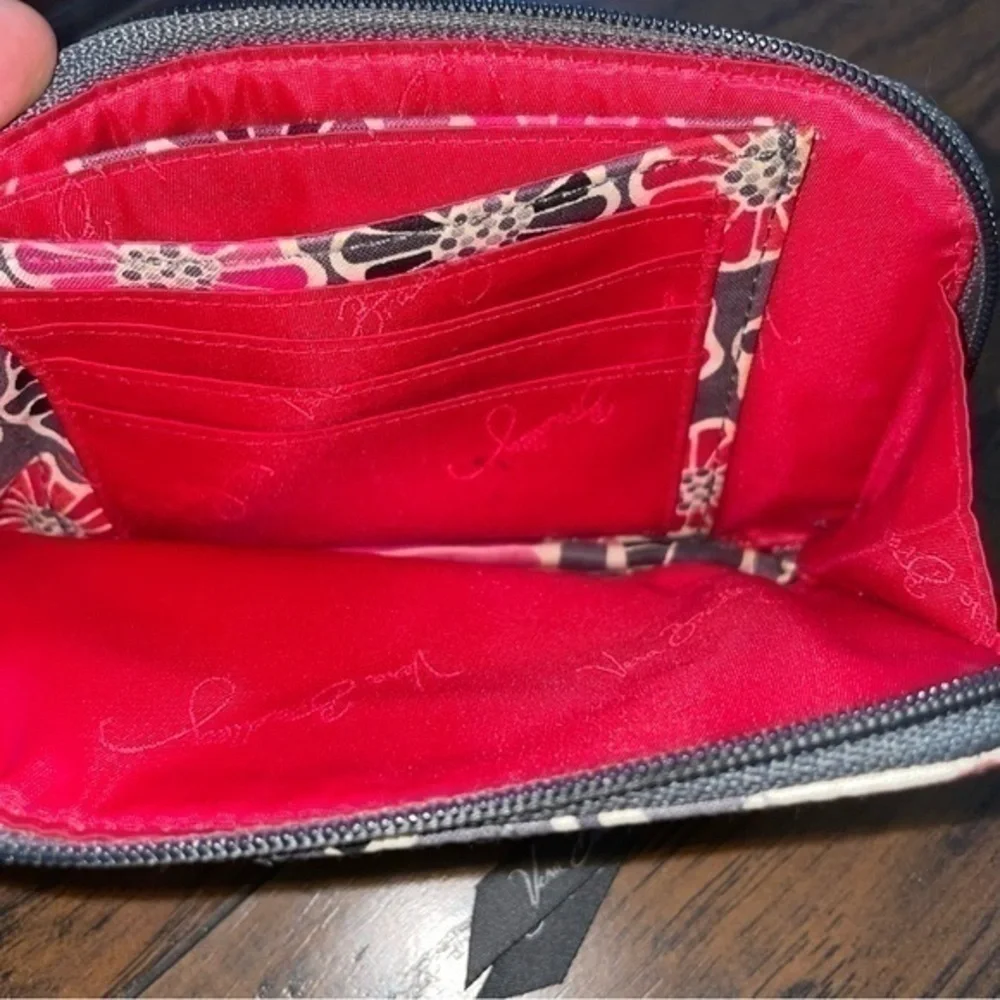 VERA BRADLEY Poppy Wallet - Picture 4 of 6